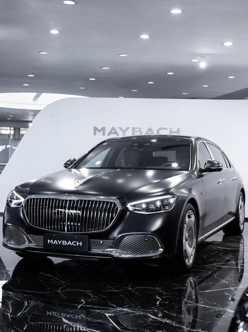 佛山79岚图汽车的售后服务让用户无忧出行，迈巴赫未来的豪华车趋势